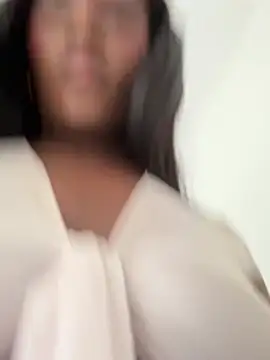 khloeparton webcam