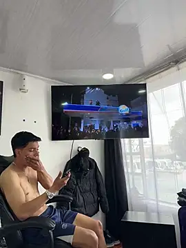 Jackdaniel001_ webcam