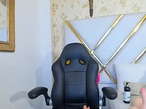 SussyFoxxx webcam