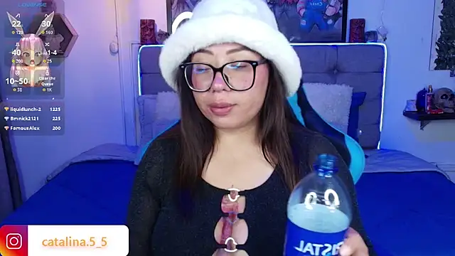 Kata_Bigboobs webcam