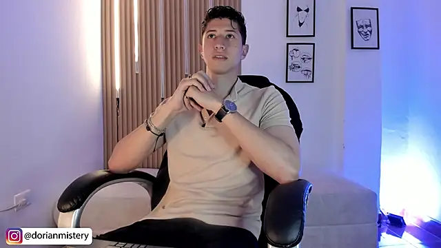 Dorianmistery2322_ webcam