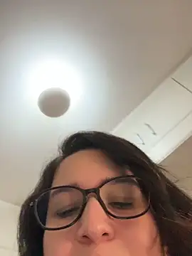 amooraaamoon webcam
