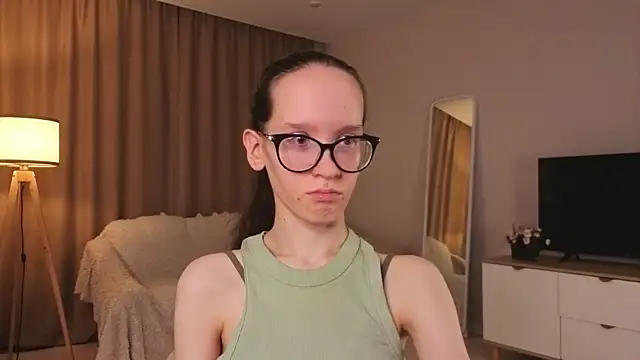 BettyBrowni webcam