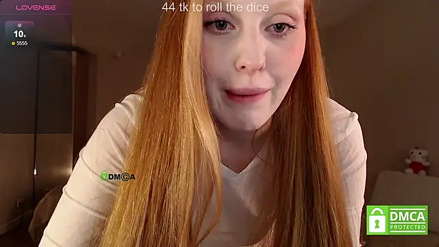 lulu_moonmoon webcam