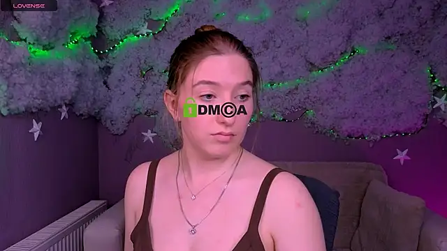 daisy_candy webcam