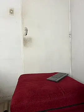 LaliMoonn webcam