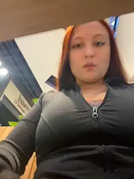 Scarlet_auraa webcam