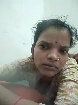 Student_garl_1 webcam