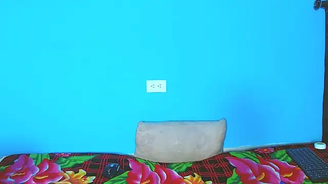 xxxsarahot250316 webcam