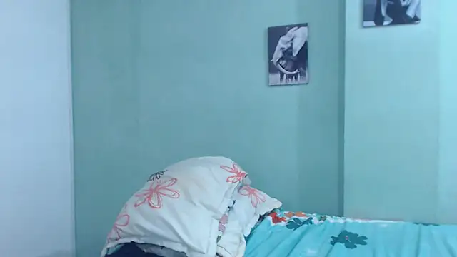 adara_valentina webcam