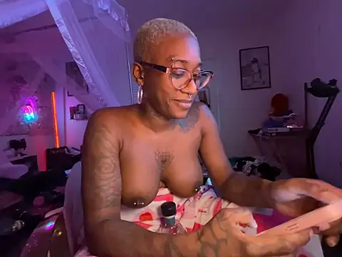 VixenCapri webcam