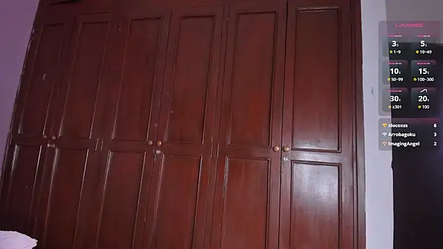 ORIANNA_21 webcam