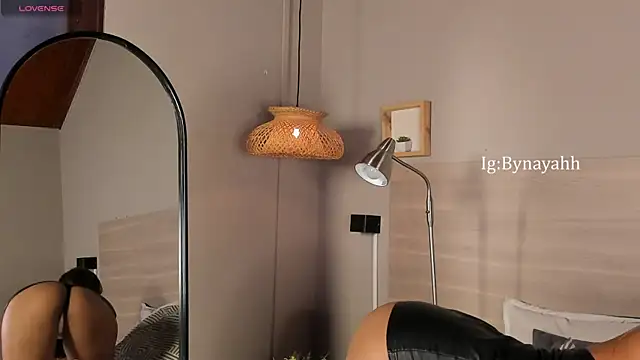 nayah__ webcam