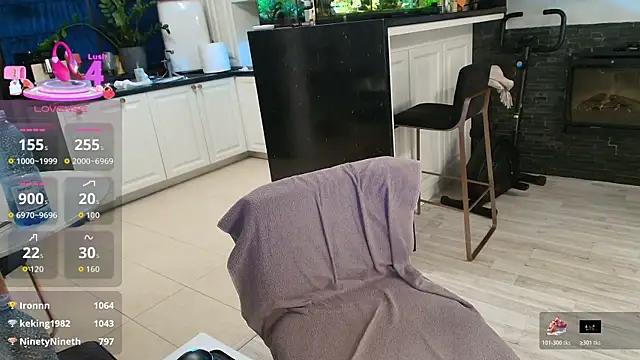 Layla- webcam