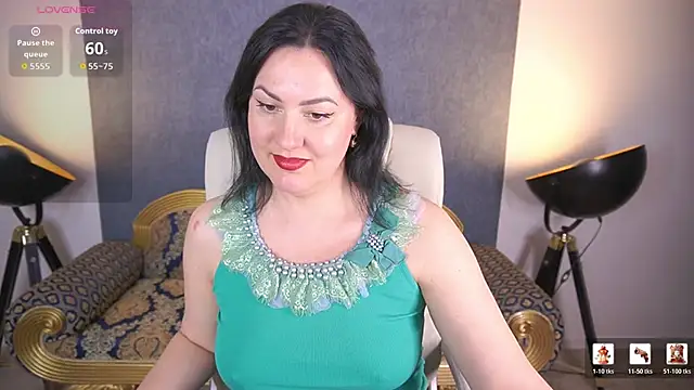 VelvetLuck webcam