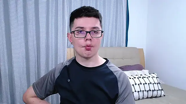 BlackFoXXX69 webcam