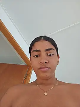 Milu_Luthor webcam