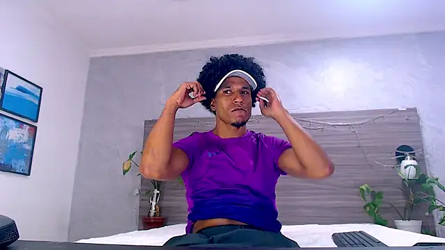 Dilan_Hall webcam