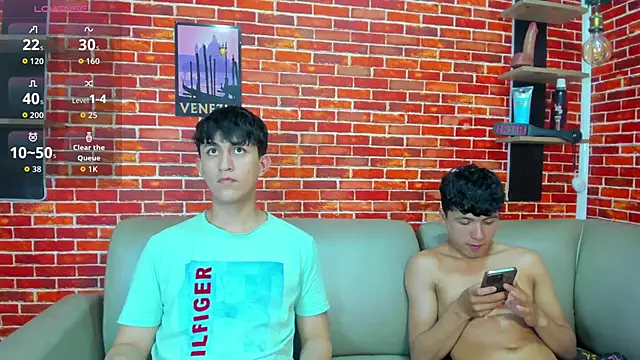 Hoot_boyss_ webcam