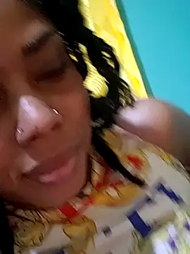 HONEYSWEETS_LIVE webcam