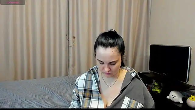 AlanaBrox webcam