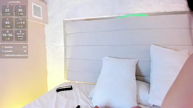 Ali_Hamilton webcam