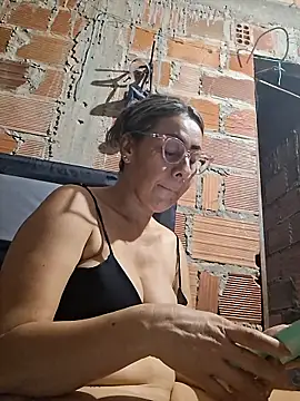 Mia-funny20 webcam