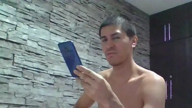 Sexylatin64 webcam