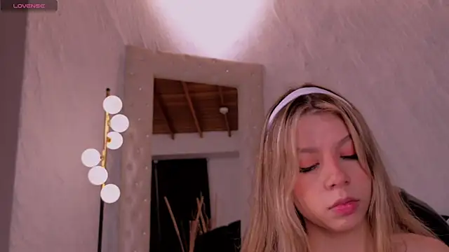 TiffannySins webcam