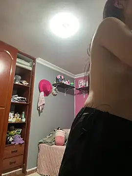 NickieCute-