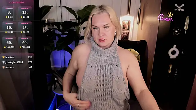 YolandaKiss webcam