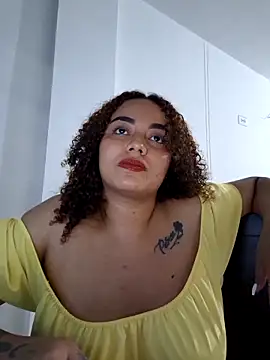 curly_girl_31 webcam
