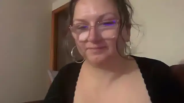 NerdyNichole webcam