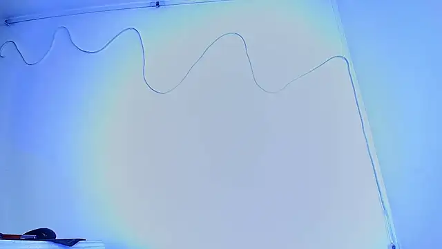 Naiaa_Cruz webcam