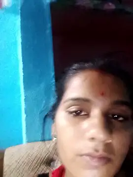 Raveena0990 webcam