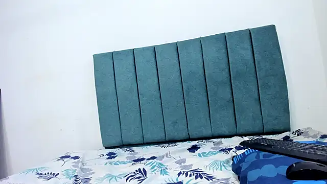 Monica__04 webcam