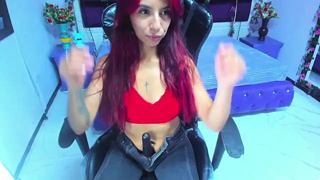 NinaaXXX_ webcam