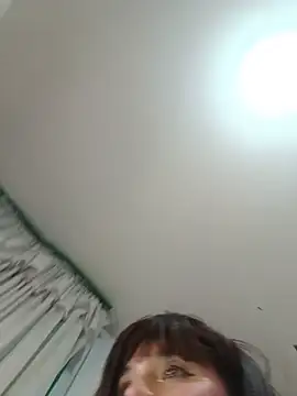 ItsNaiixa live sex cam