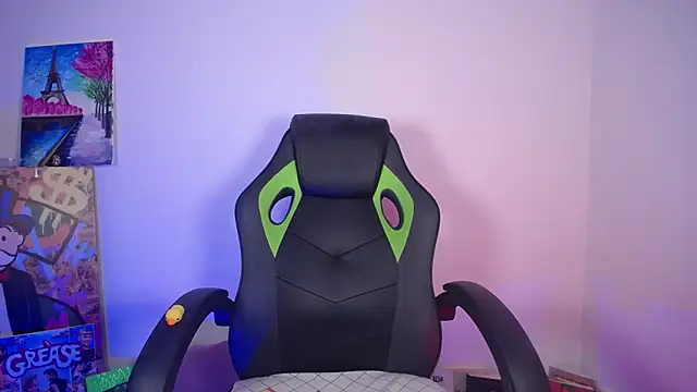 PrincessEmily_69 webcam