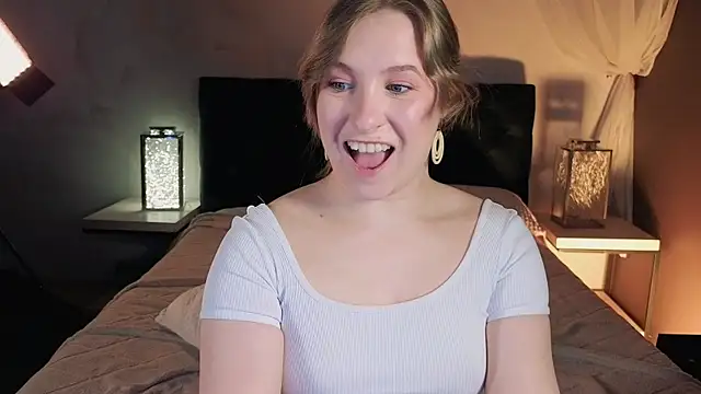 saint_trisha webcam