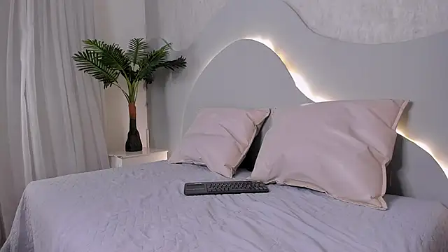 CannelaSmith webcam