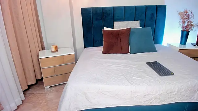 HannaaWells webcam
