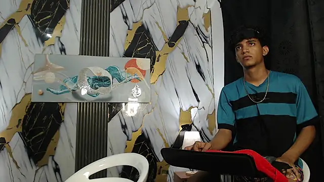 GOLDEN_2026 webcam