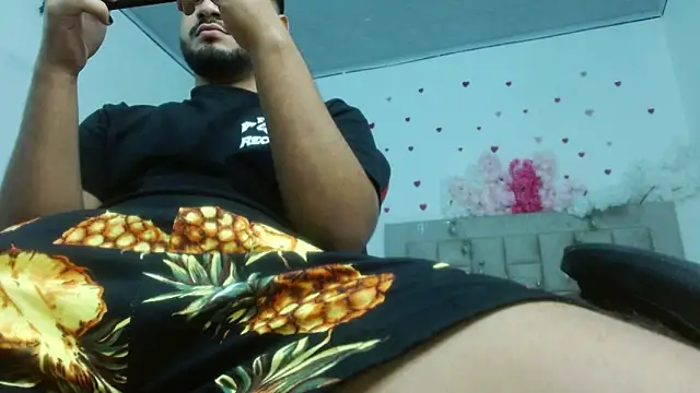 Enzo_fox webcam