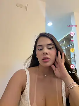 BellaLeclair webcam