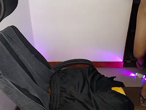 Hot_Muscle69 webcam