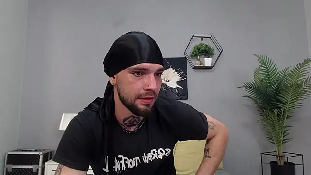 KaneHunter webcam
