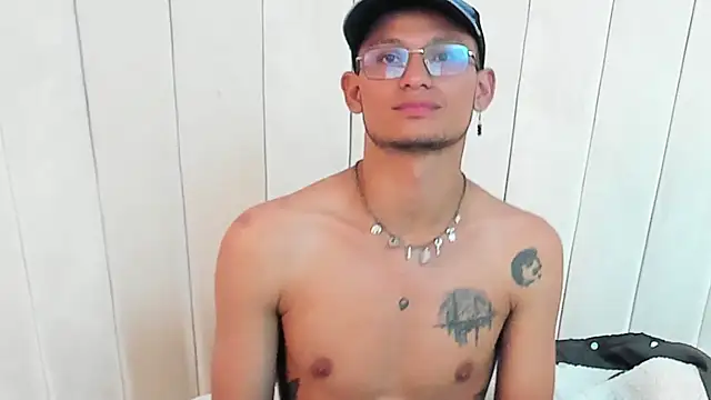 Damian_Garciaa webcam