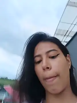 Raven_stonee01 webcam