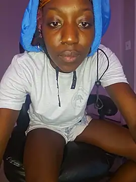 oliviaprettypussy webcam